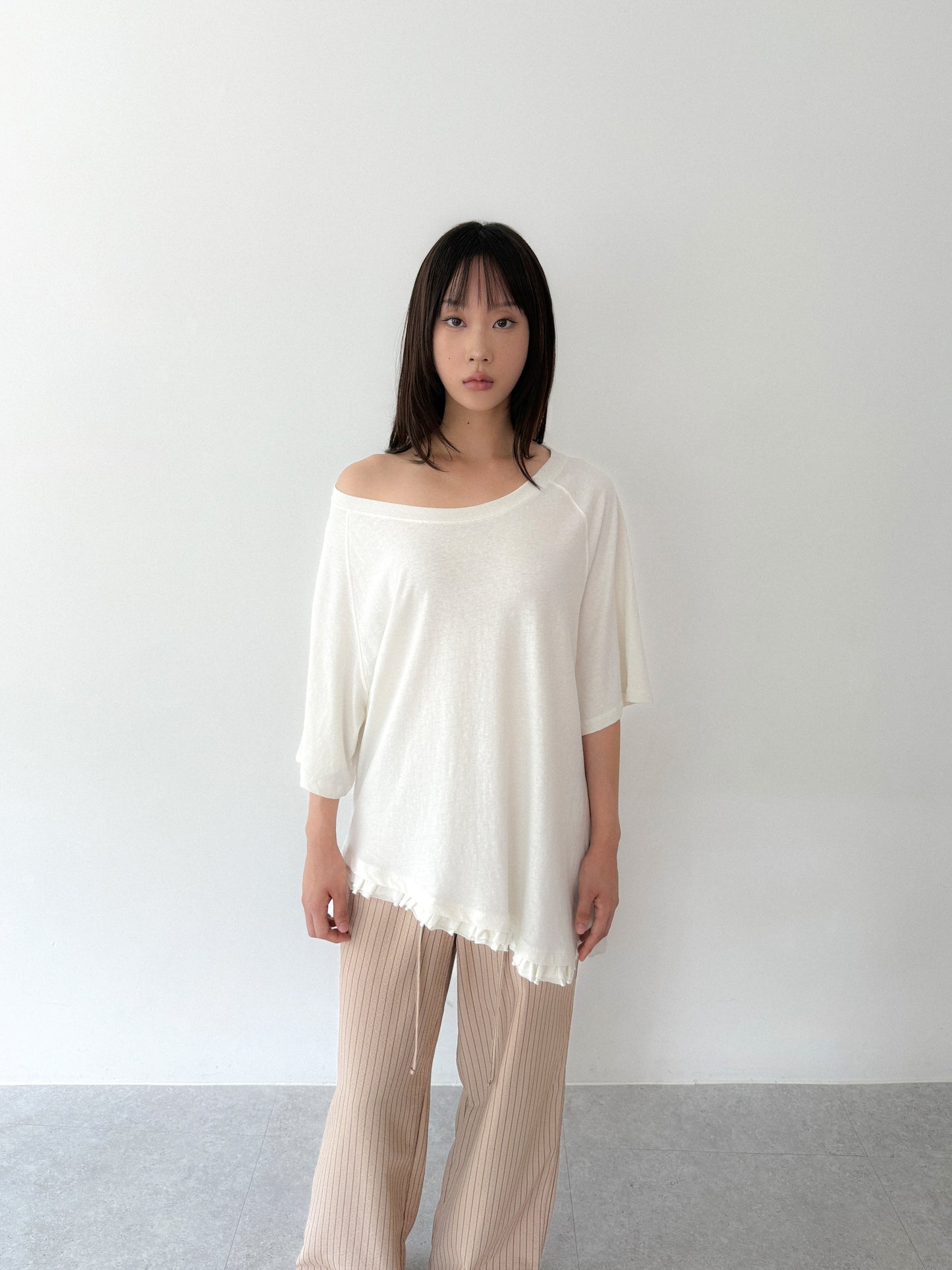 Loose Fit Ruffle Hem Tee | Off White