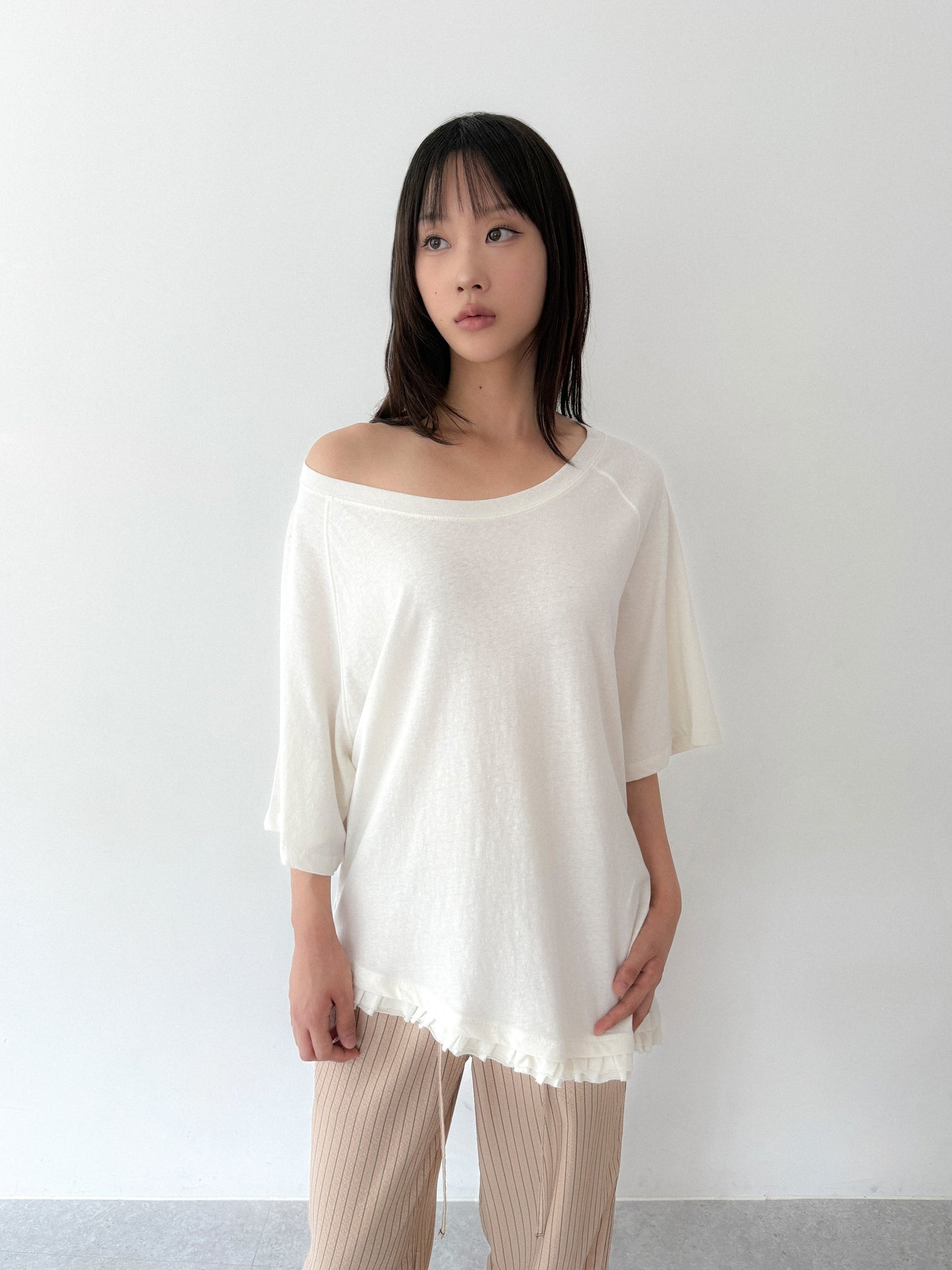 Loose Fit Ruffle Hem Tee | Off White