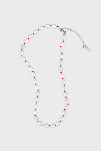 Tarae Pearl Necklace | Red